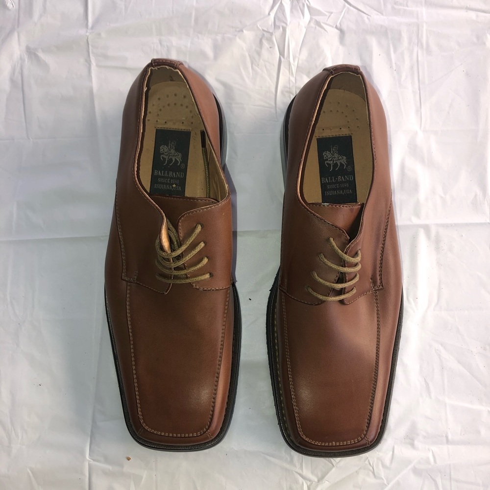 BALL BAND BROWN SHOES